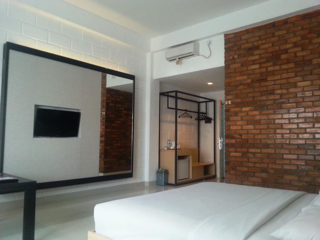 Buana Lestari Hotel Balikpapan  Esterno foto