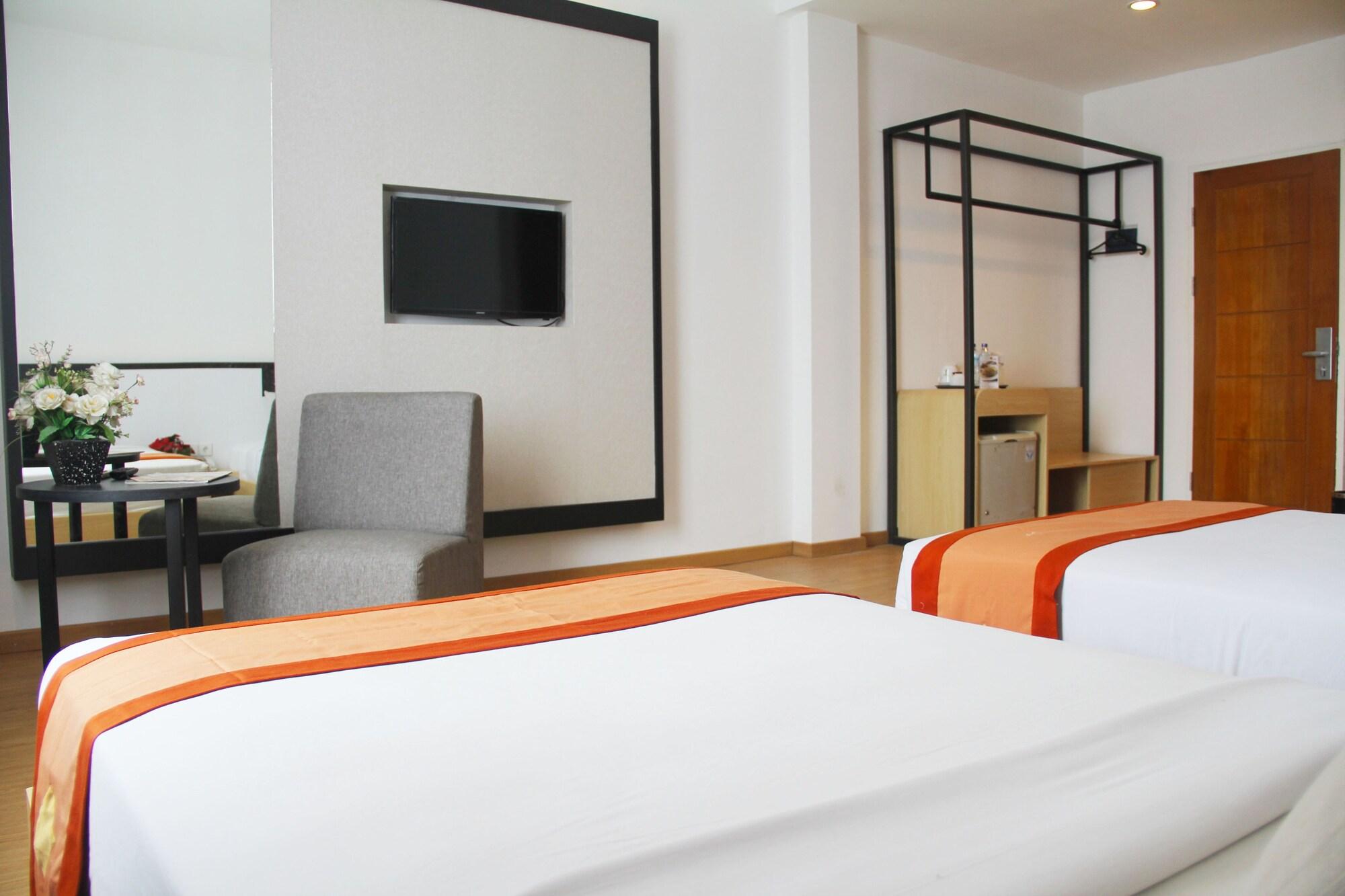 Buana Lestari Hotel Balikpapan  Esterno foto