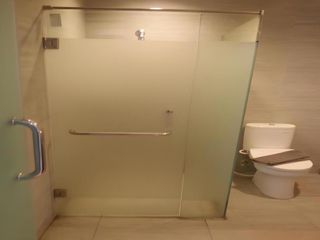 Buana Lestari Hotel Balikpapan  Esterno foto