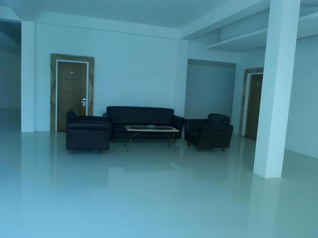 Buana Lestari Hotel Balikpapan  Esterno foto