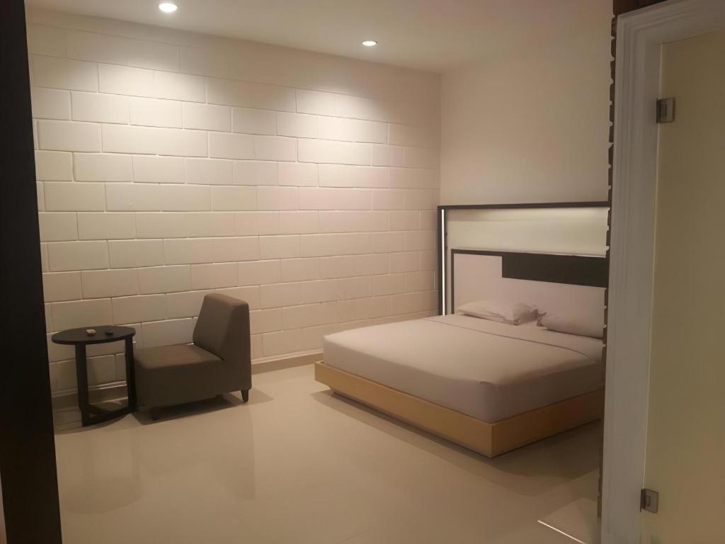 Buana Lestari Hotel Balikpapan  Esterno foto