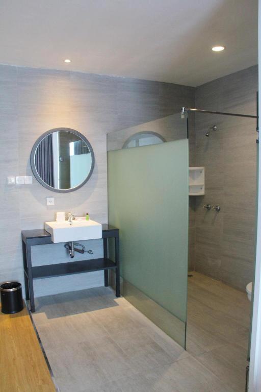 Buana Lestari Hotel Balikpapan  Esterno foto