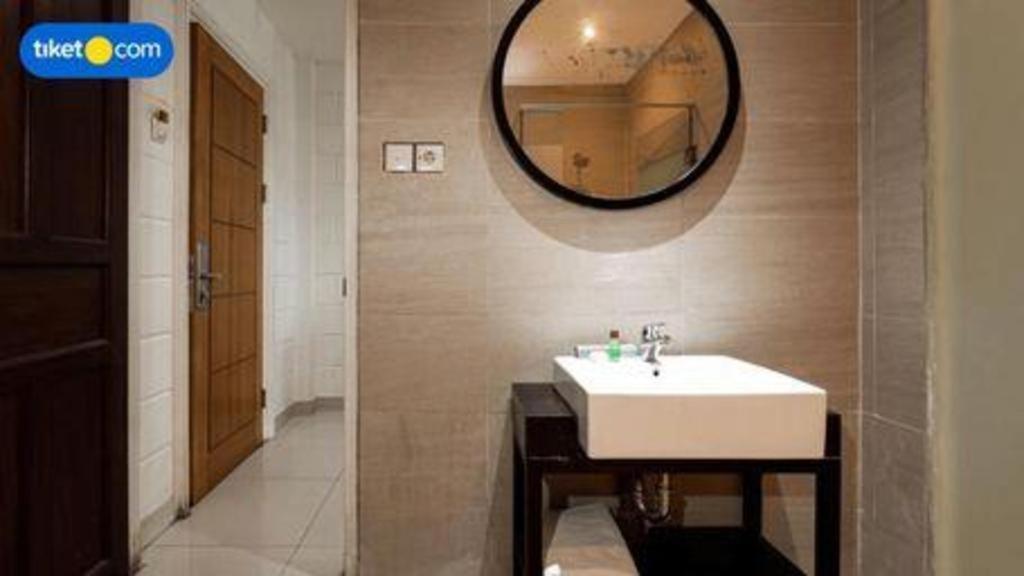 Buana Lestari Hotel Balikpapan  Esterno foto