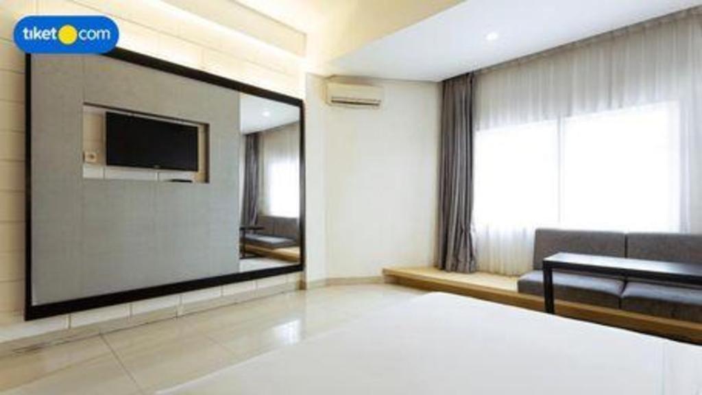 Buana Lestari Hotel Balikpapan  Esterno foto
